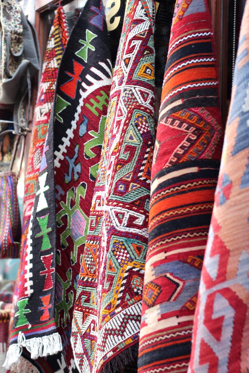Textile tradiționale